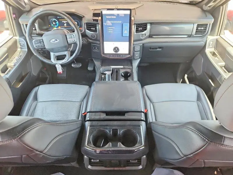 2022 FORD F150 LIGHTNING PRO  