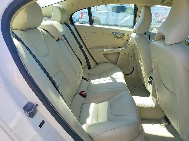 2016 VOLVO S60 PREMIER  