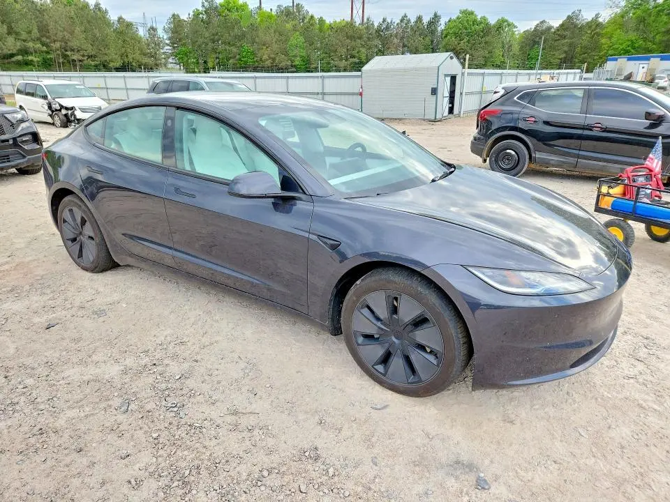 2024 TESLA MODEL 3   