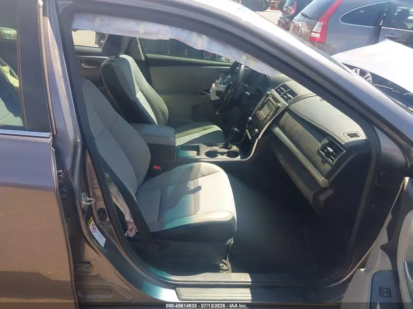 2017 TOYOTA CAMRY SE