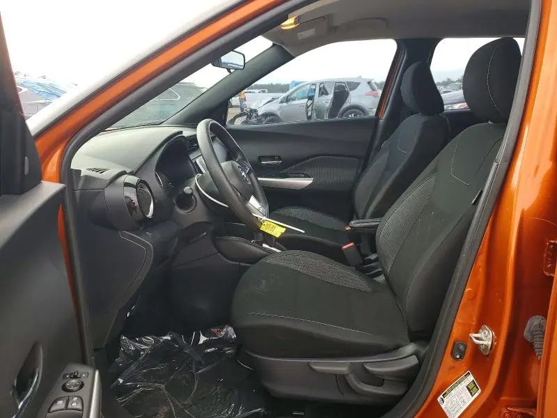 2019 NISSAN KICKS SV  