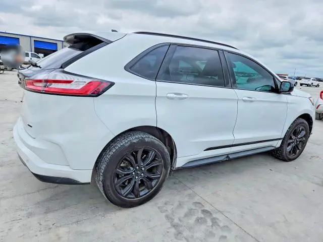2022 FORD EDGE SE  