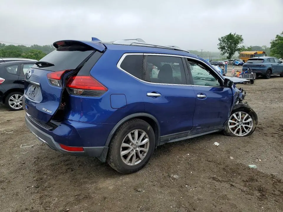 2017 NISSAN ROGUE SV  