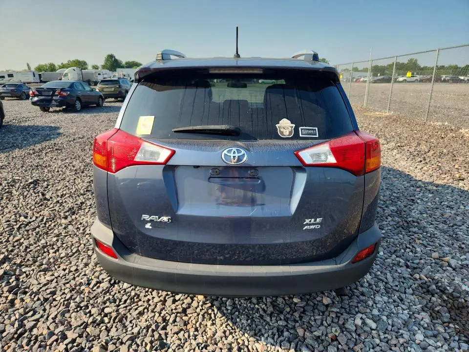 2013 TOYOTA RAV4 XLE  