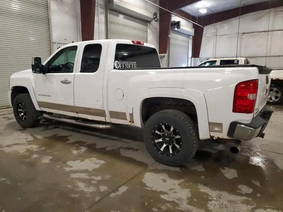 2010 CHEVROLET SILVERADO K1500 LT  
