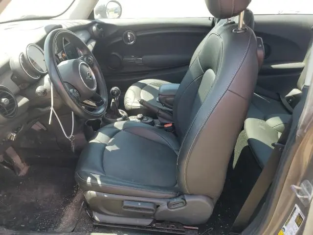 2019 MINI COOPER 