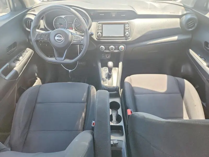 2023 NISSAN KICKS S  