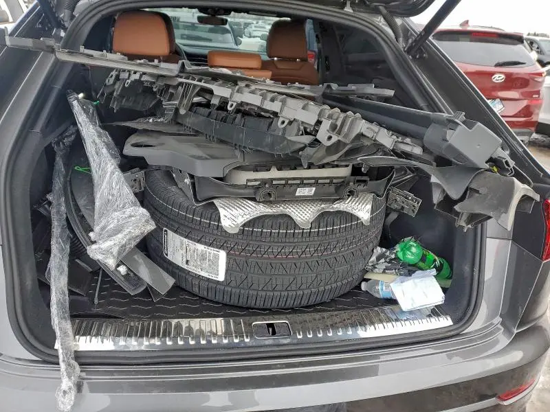 2025 AUDI Q8 PREMIUM PLUS  