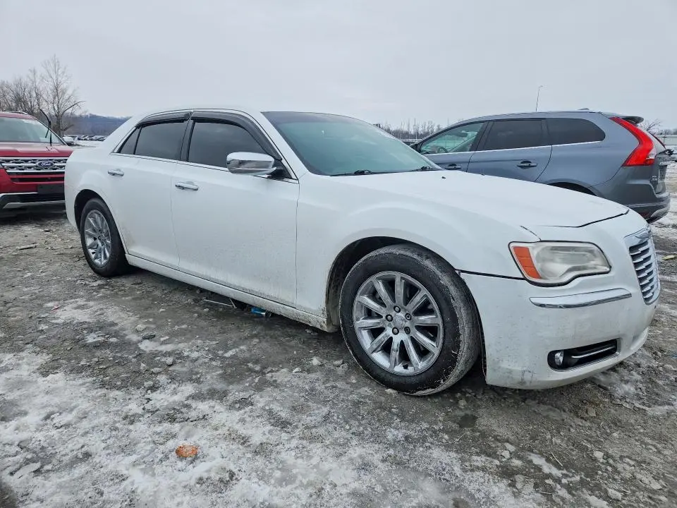 2014 CHRYSLER 300C   