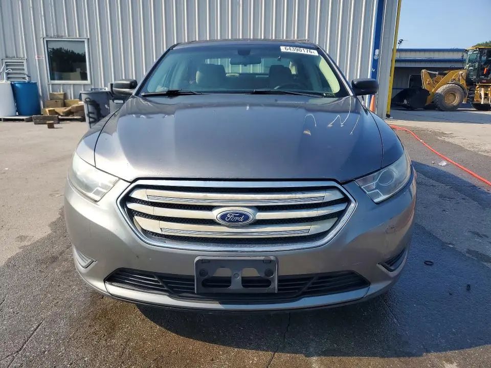 2014 FORD TAURUS SE  