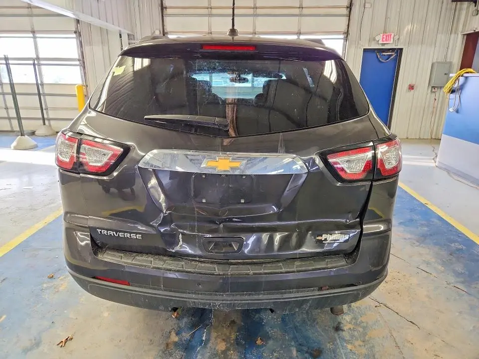 2017 CHEVROLET TRAVERSE LS  