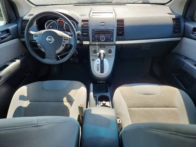 2011 NISSAN SENTRA 2.0  
