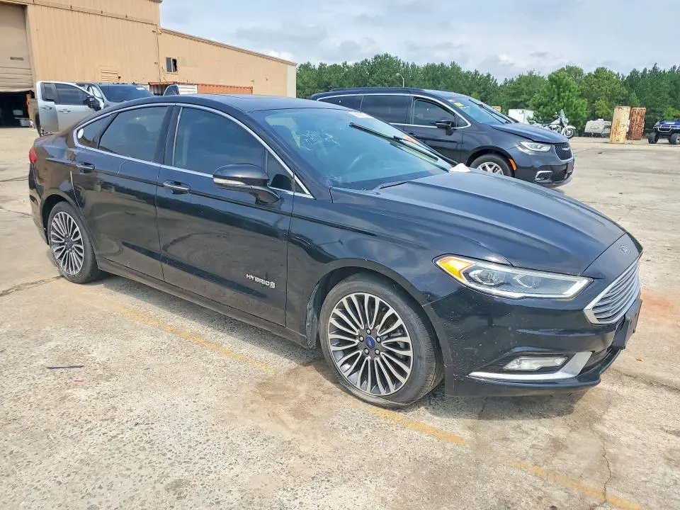 2018 FORD FUSION TITANIUM/PLATINUM HEV  