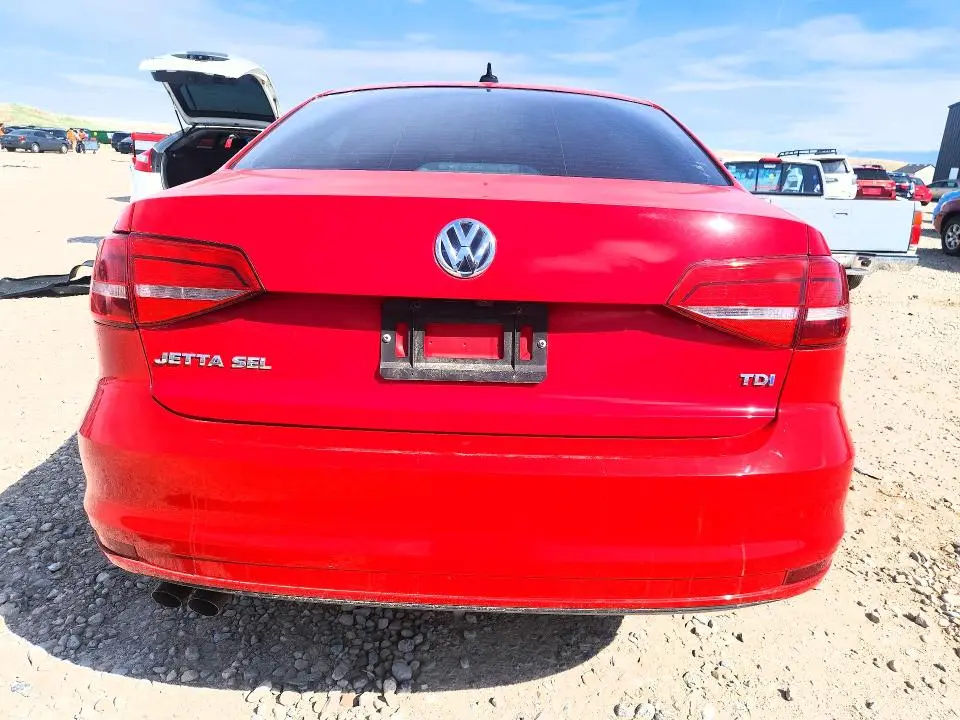 2015 VOLKSWAGEN JETTA TDI  