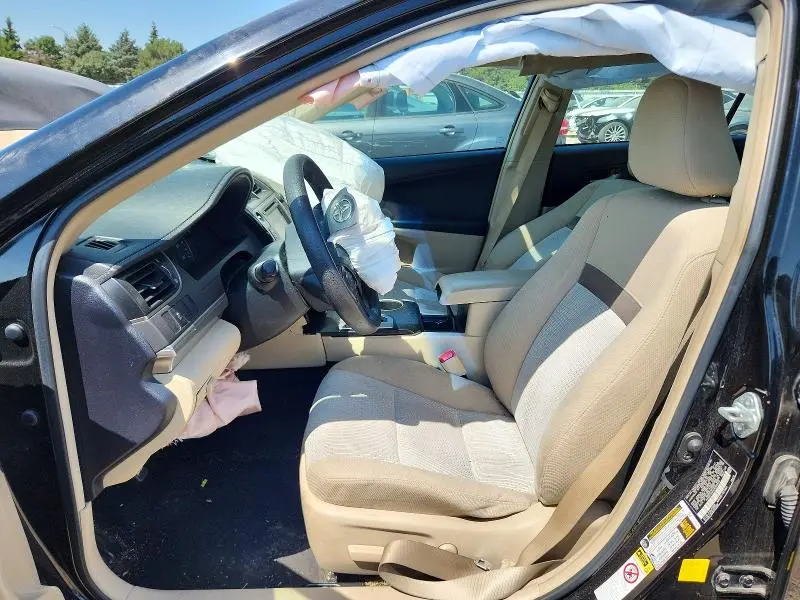 2012 TOYOTA CAMRY LE  