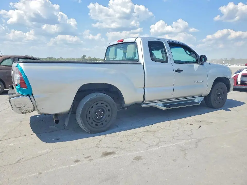 2011 TOYOTA TACOMA BASE  