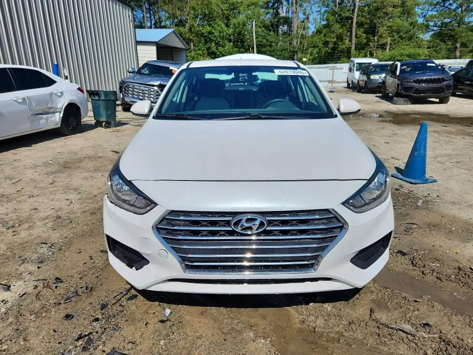 2022 HYUNDAI ACCENT SE  
