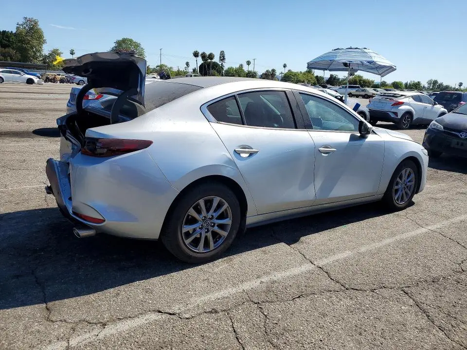 2020 MAZDA 3   