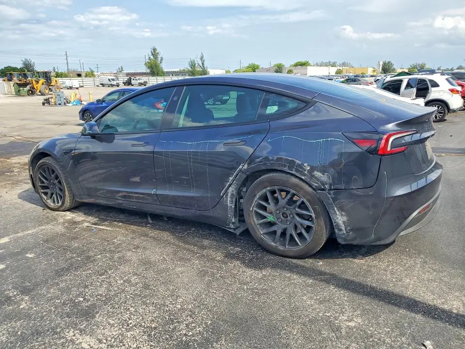 2024 TESLA MODEL 3   