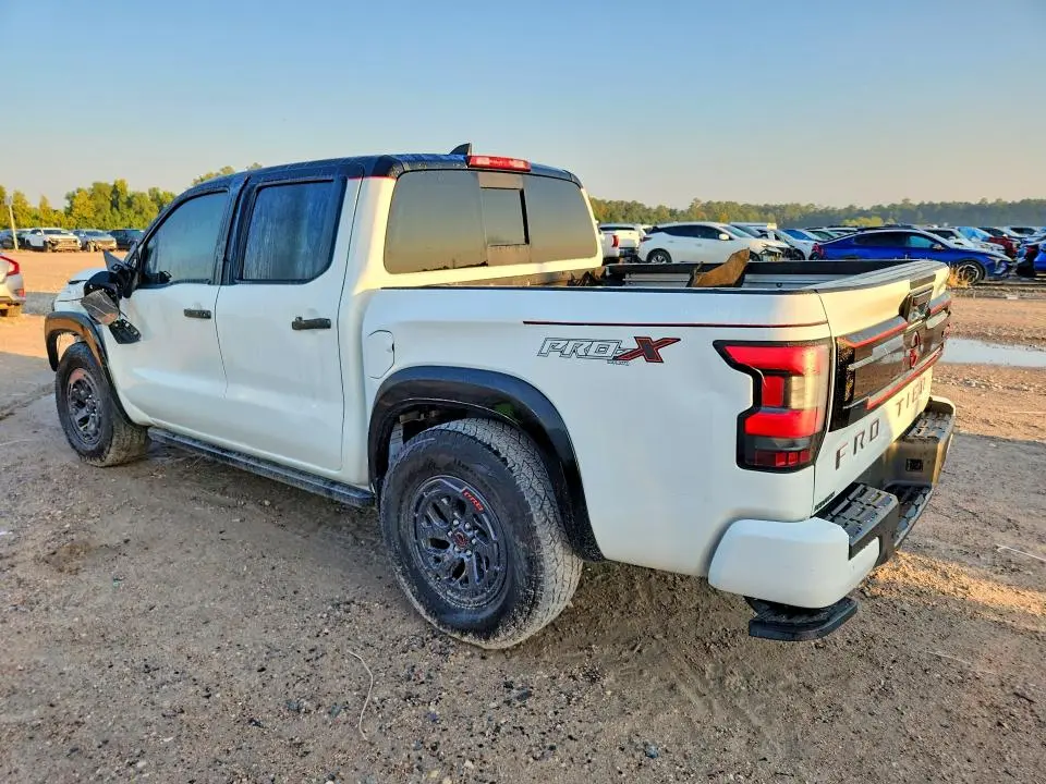 2025 NISSAN FRONTIER PRO-X  
