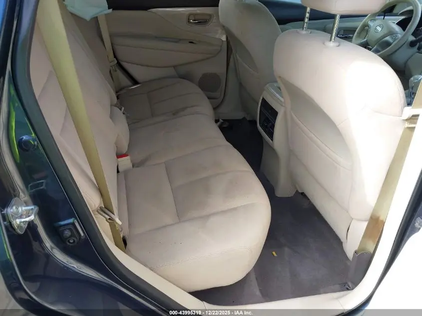 2016 NISSAN MURANO SV