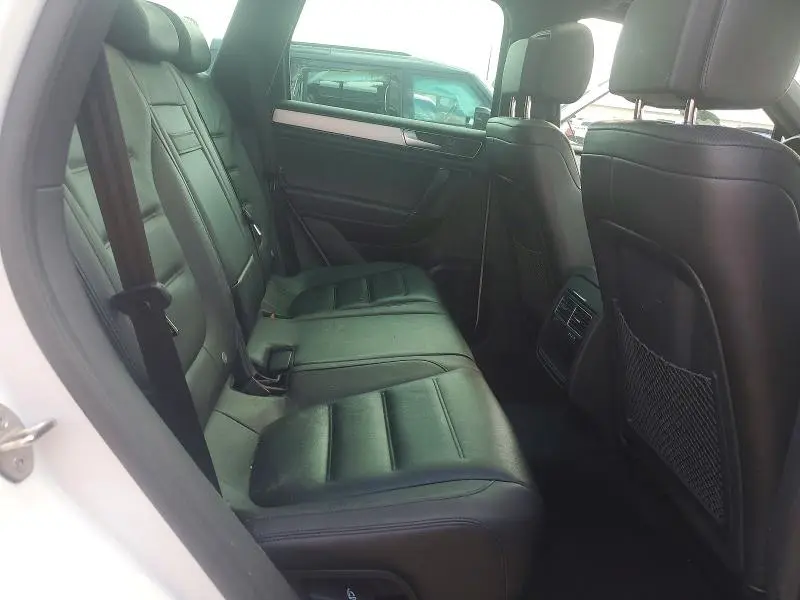 2017 VOLKSWAGEN TOUAREG WOLFSBURG  