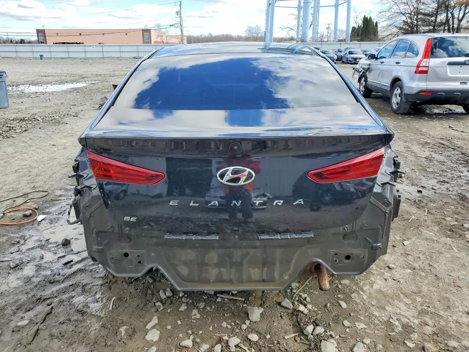 2020 HYUNDAI ELANTRA SE  