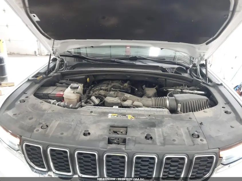 2023 JEEP GRAND CHEROKEE LAREDO 4X4
