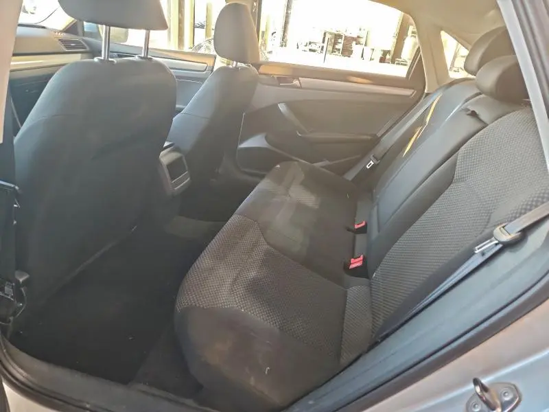 2014 VOLKSWAGEN PASSAT S  