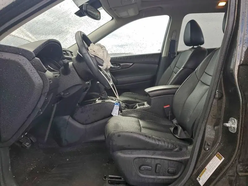 2017 NISSAN ROGUE SV  