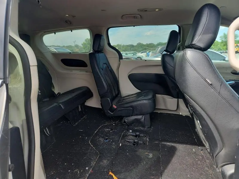 2017 CHRYSLER PACIFICA TOURING L  