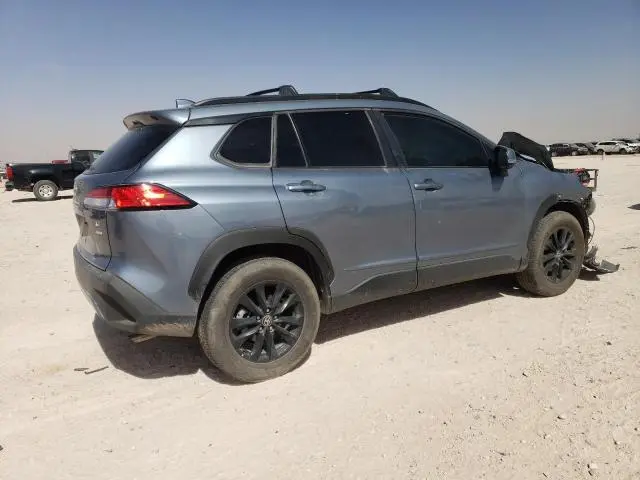 2023 TOYOTA COROLLA CROSS LE