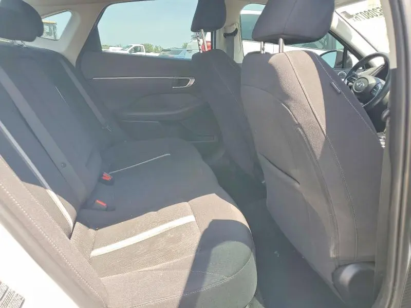 2022 HYUNDAI SONATA SEL  