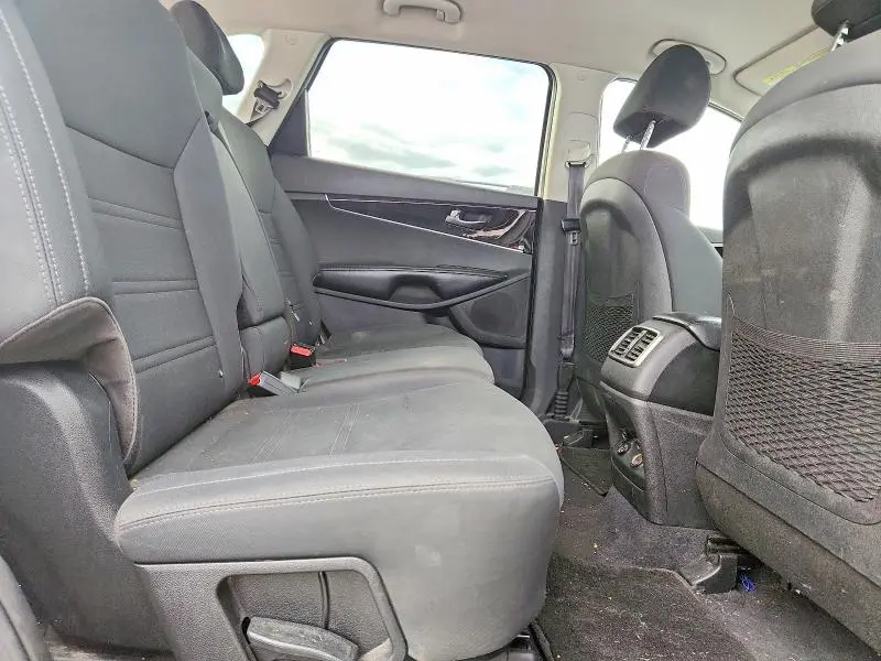 2020 KIA SORENTO LX V6  