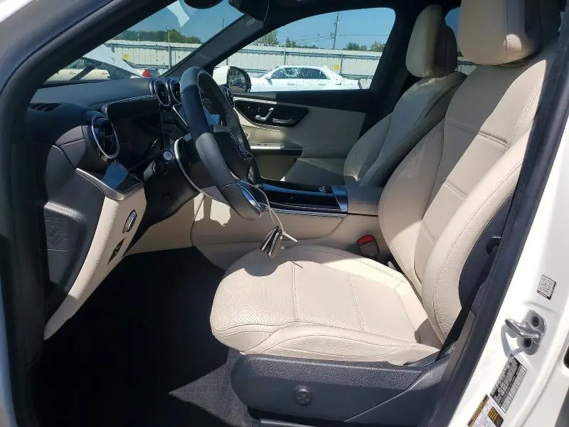 2024 MERCEDES-BENZ GLC 300 4MATIC  