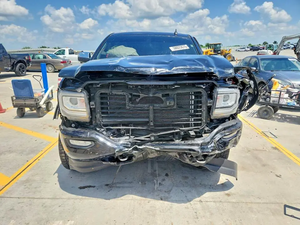 2017 GMC SIERRA K1500 SLE  