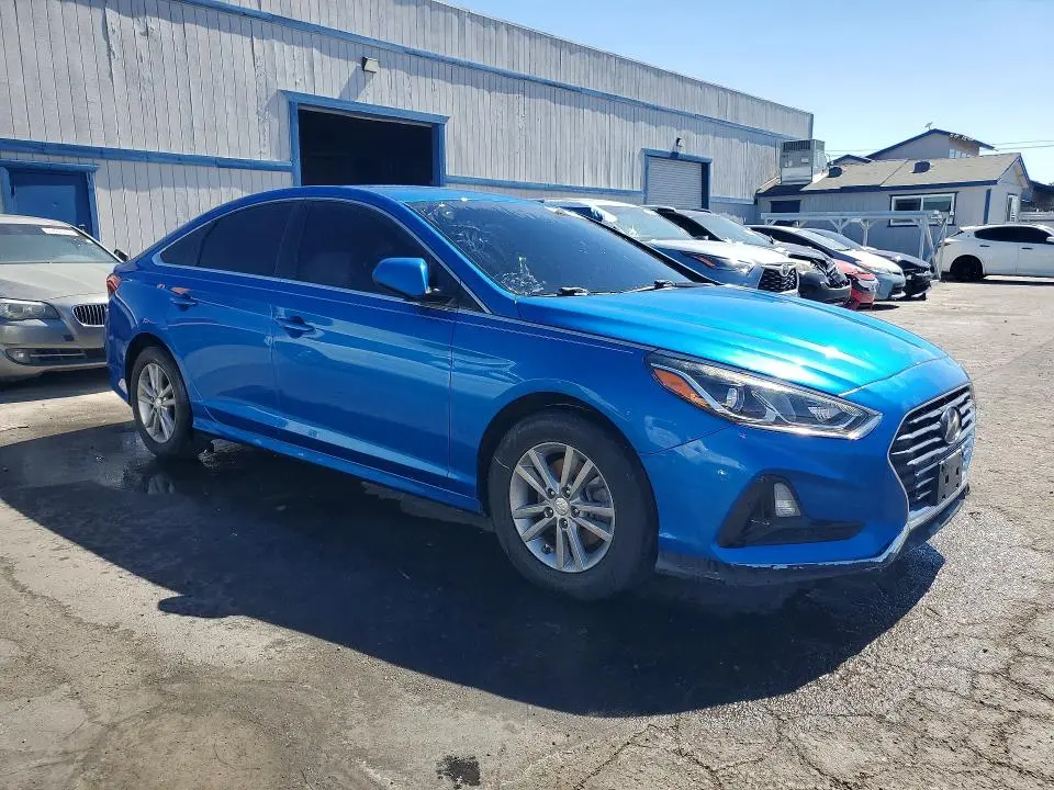 2018 HYUNDAI SONATA SE  