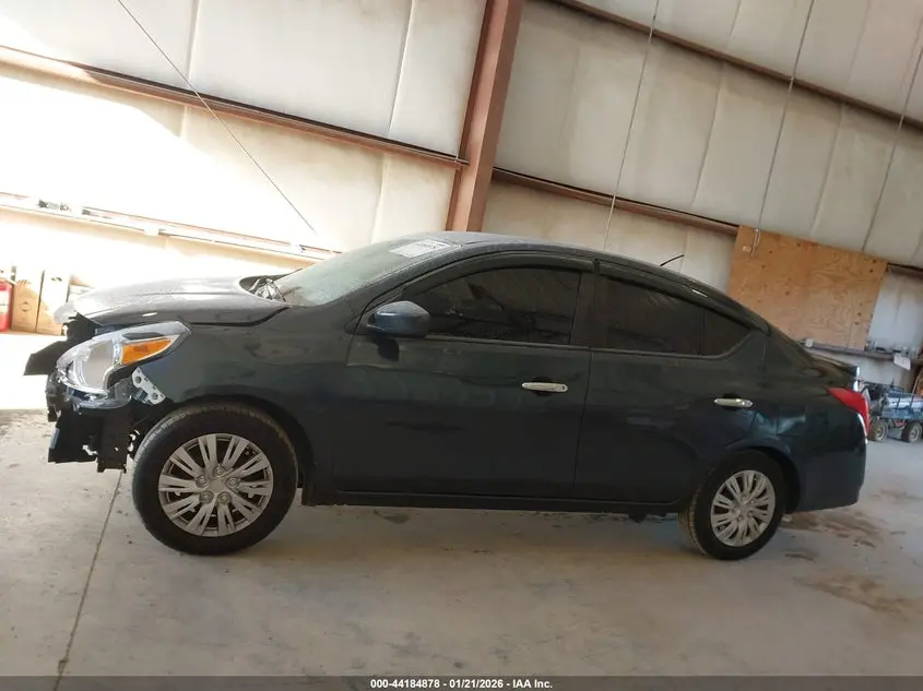 2015 NISSAN VERSA 1.6 SV