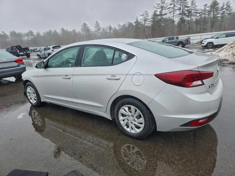 2019 HYUNDAI ELANTRA SE  
