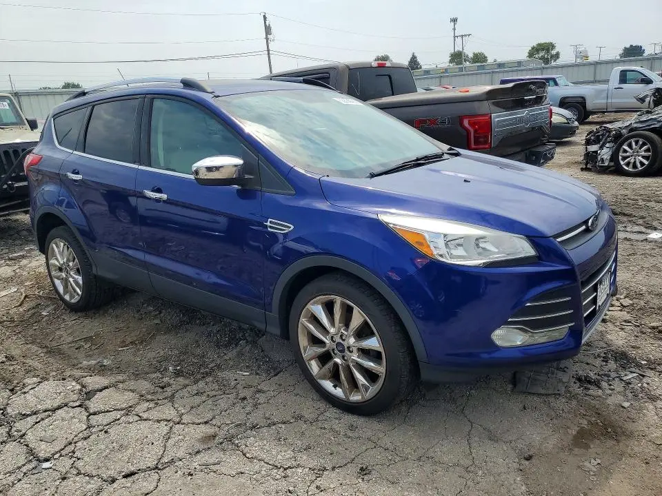 2016 FORD ESCAPE SE  