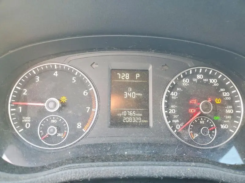 2015 VOLKSWAGEN PASSAT S  