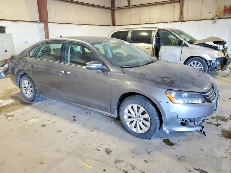 2014 VOLKSWAGEN PASSAT S  