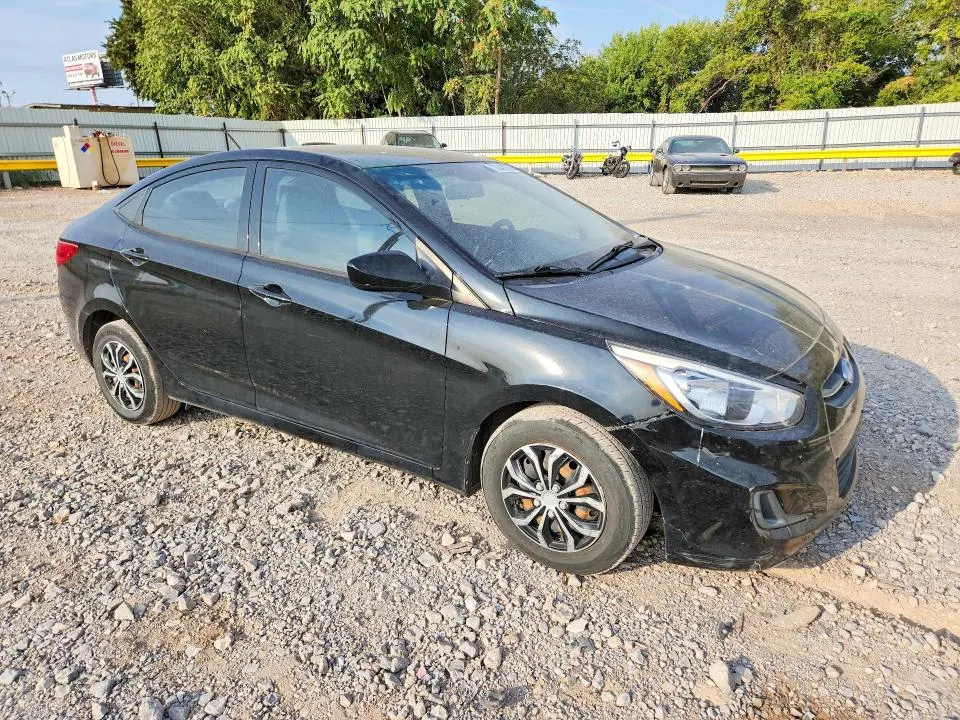 2016 HYUNDAI ACCENT SE  