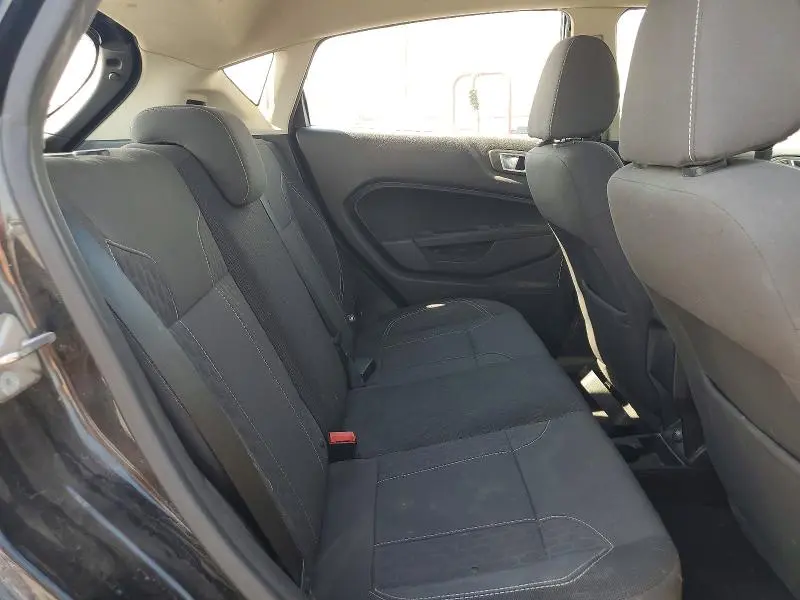 2015 FORD FIESTA SE  