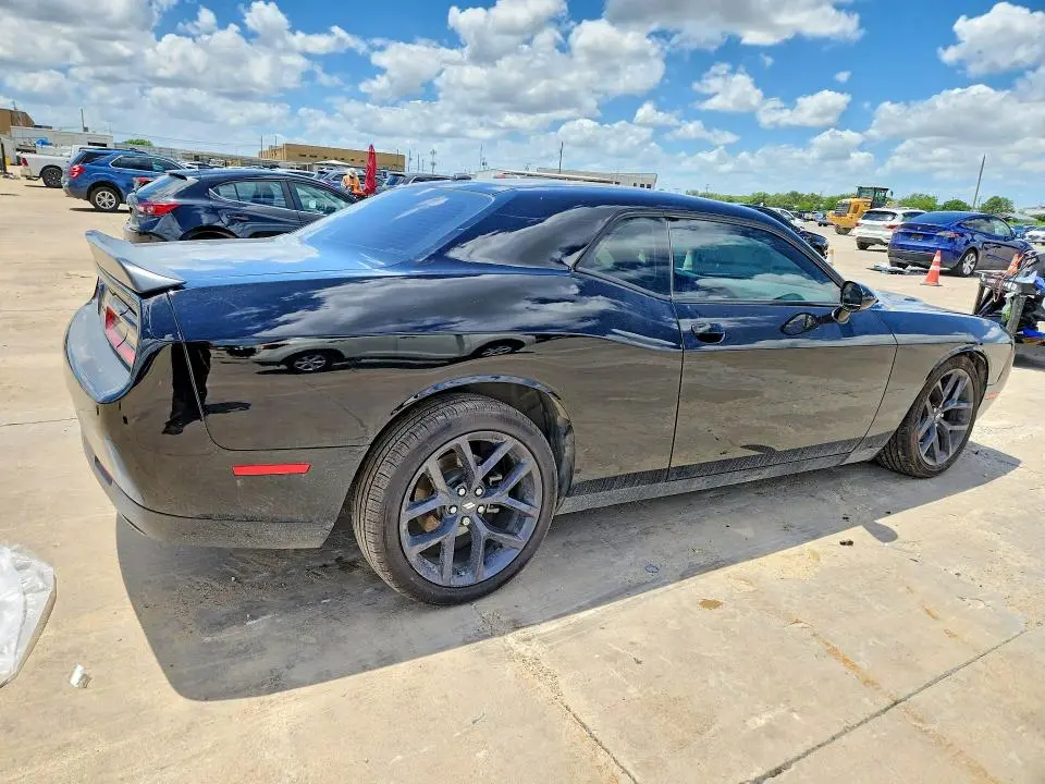 2020 DODGE CHALLENGER SXT  