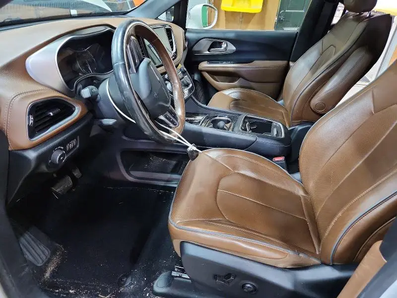 2021 CHRYSLER PACIFICA LIMITED  