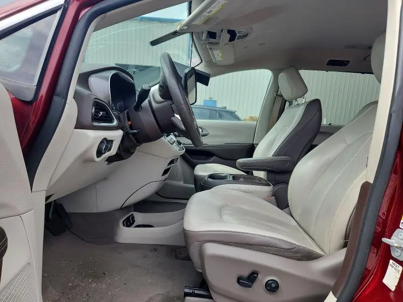 2021 CHRYSLER VOYAGER LXI  