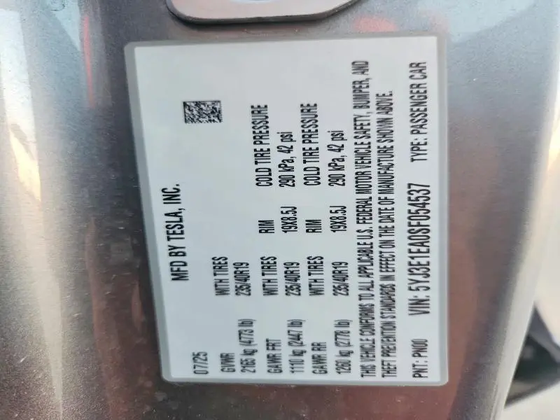 2025 TESLA MODEL 3   