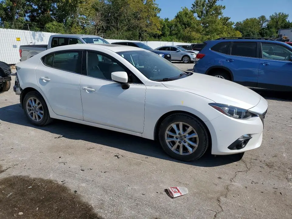 2016 MAZDA 3 TOURING  