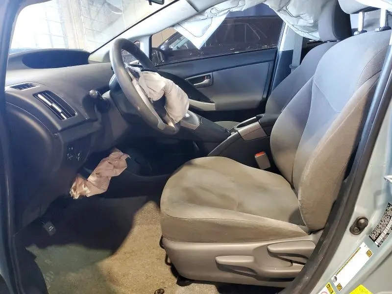 2015 TOYOTA PRIUS TWO  